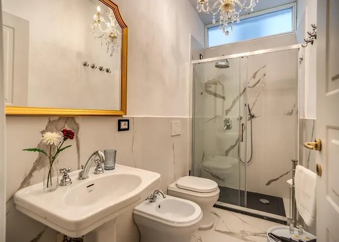 Aweshomeitaly - White Mirrors 公寓 比萨